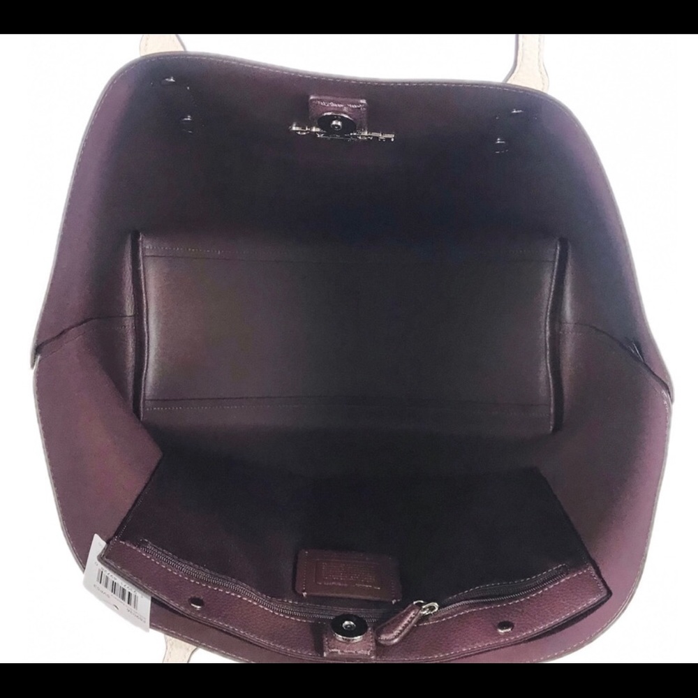 COACH STAR WARS TOWN TOTE & WRISTLET LAST DAY !!! - Picture 5 of 8